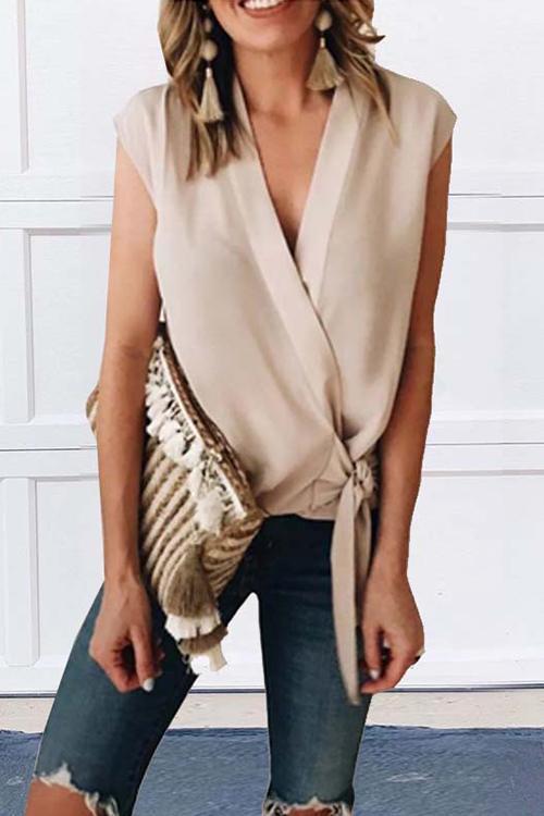 V Neck Knot Front Wrapped Top
